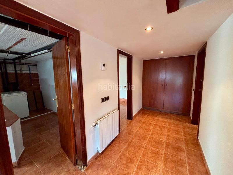 Foto 550179c4-a9b4-49fa-9e22-2b12fb6a1759. Chalet avec cheminée chauffage parking dans Subirats