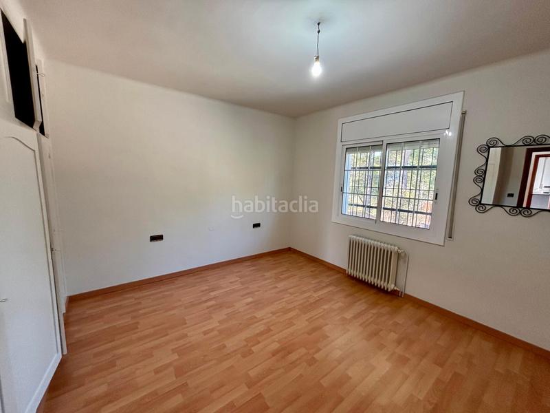 Foto 5d44cf27-3e5c-49e6-99a9-9763c1cee482. Chalet avec cheminée chauffage parking dans Subirats