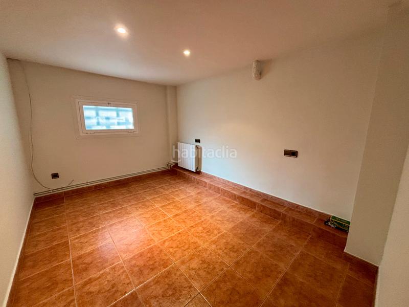 Foto 74124e73-7ba0-4006-b8c6-cd6823f6b020. Chalet avec cheminée chauffage parking dans Subirats