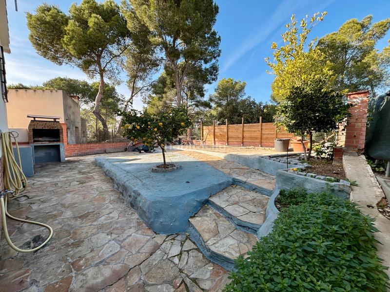 Foto 932a52f0-f7b1-4f0d-b922-2ee3e21d92ff. Chalet avec cheminée chauffage parking dans Subirats