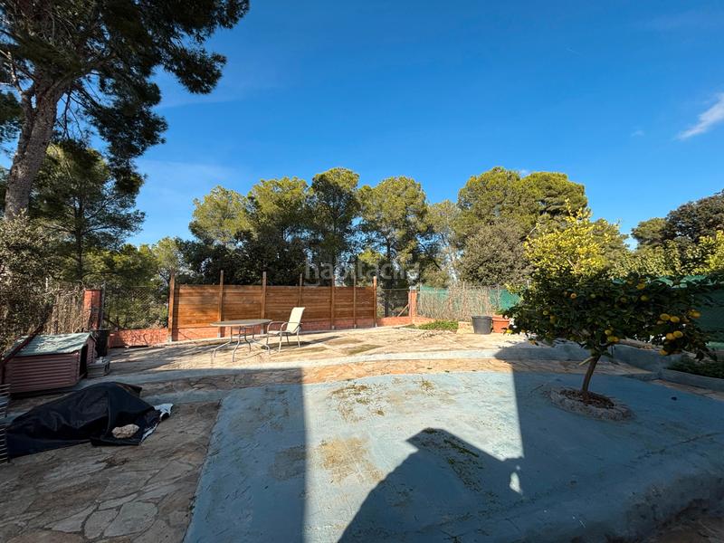 Foto 9ae9009f-badb-45b1-9aae-4967e450a3a1. Chalet avec cheminée chauffage parking dans Subirats