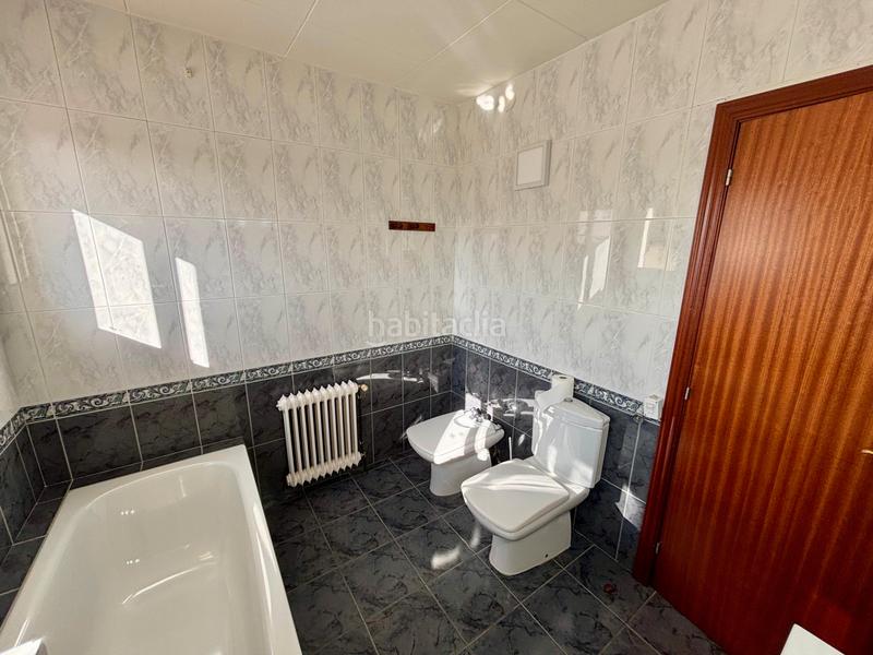 Foto a20f2bdf-f73c-4497-b5fe-61f450eaa3e7. Chalet avec cheminée chauffage parking dans Subirats