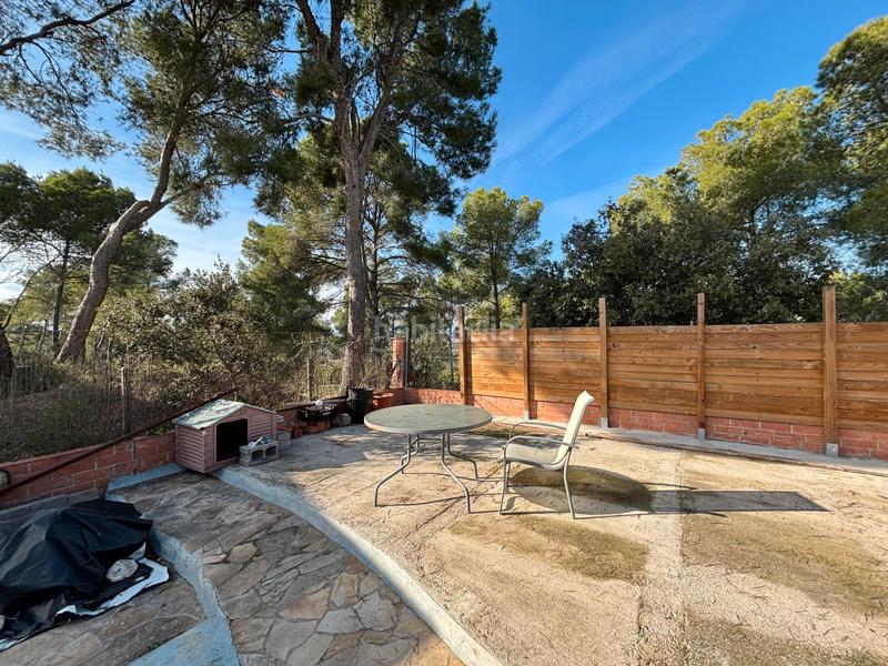 Foto ad9872df-b456-4c39-a1fb-99ea48f83b5b. Chalet avec cheminée chauffage parking dans Subirats