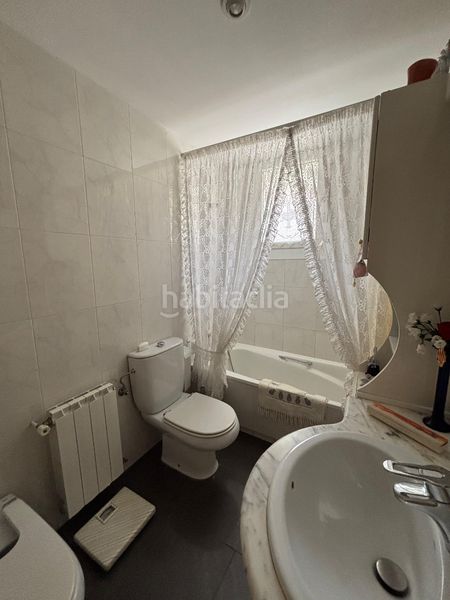 Foto 57ff46fb-ef1f-4f60-88e2-2ad8a539fc34. Chalet with fireplace heating parking pool in Sant Esteve Sesrovires