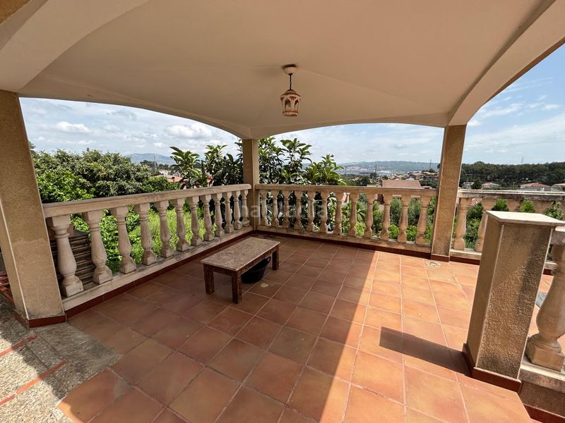 Foto 7a135b0f-87f1-460e-ab84-5db8bf58ea0d. Chalet with fireplace heating parking pool in Sant Esteve Sesrovires