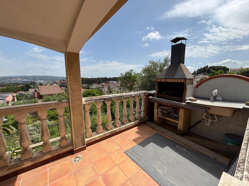Foto cf4fb86e-20c1-4ad9-a467-1088bf73a51e. Chalet with fireplace heating parking pool in Sant Esteve Sesrovires