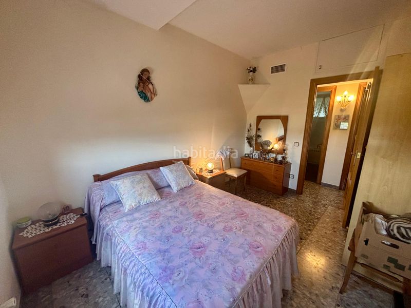 Foto fc8e253e-0e7a-4fc1-8781-5413c17c024a. Chalet with fireplace heating parking pool in Sant Esteve Sesrovires