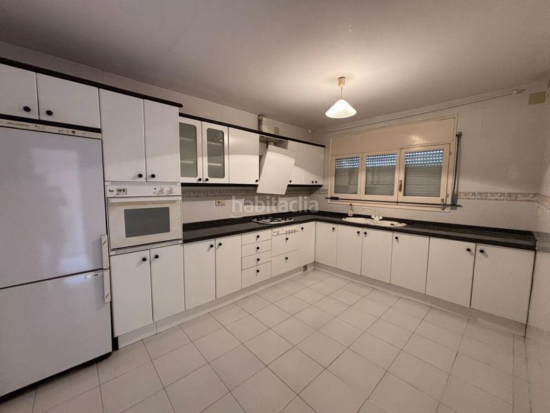 Foto ab7921db-7730-47b5-be74-e3083e876764. Towny house with heating parking in Sant Esteve Sesrovires