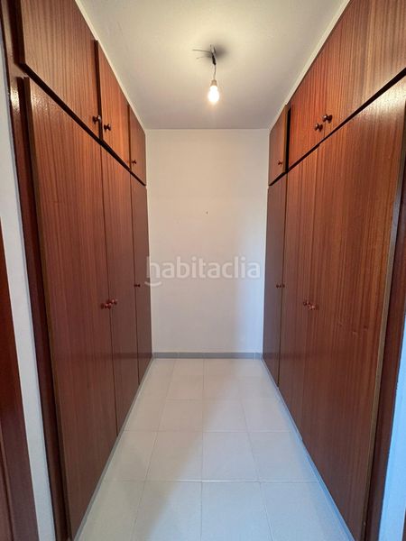 Foto b853cfc0-851c-4446-b305-c452997a146f. Towny house with heating parking in Sant Esteve Sesrovires