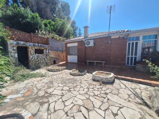 Xalet a Sant Esteve Sesrovires. Muy buena ubicación!