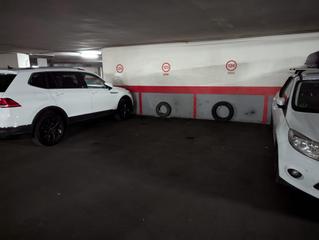 Autoparkplatz  Carrer de pi i margall. Plaza para coche mediano