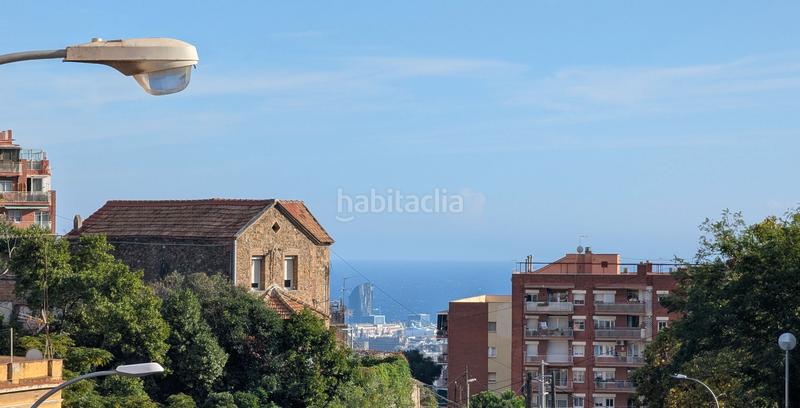 Foto 69ed39e1-8d0c-4636-86b5-c6a77b9ae0d7. Etagenwohnung mit heizung in Can Baró Barcelona