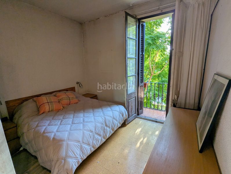 Foto f3e61209-51da-453f-a0aa-1c24f51af3d1. Pis amb calefacció a Vila de Gràcia Barcelona