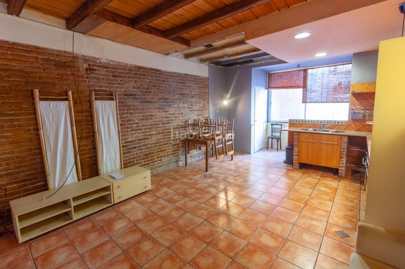 Foto 64e9cf2e-18f6-43ca-8124-107d849619df. Loft amb calefacció a El Camp de l´Arpa del Clot Barcelona