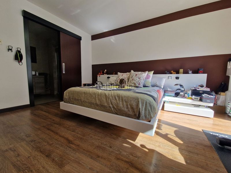 Foto b67fd3c7-b10a-4316-be38-8545fd7552ba. Casa adossada amb calefacció aparcament piscina a Dosrius