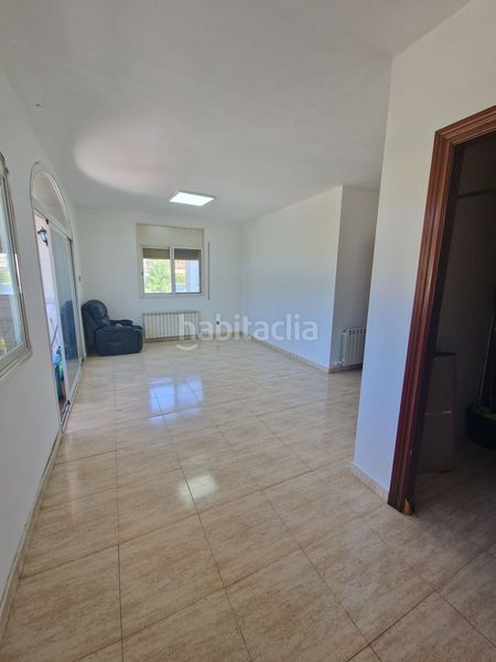 Foto d6b944c9-f944-4606-9321-58dd509cce23. Casa a Can Massuet del Far Dosrius