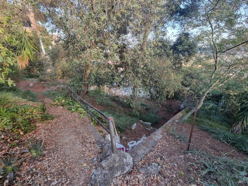 Foto a1e7b079-8e15-4de5-8f73-4d177bfd302f. Terreno residencial terreno con pequeña construccion en Dosrius