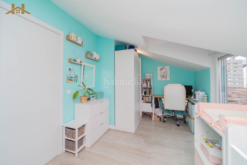 Foto f7a9336a-2224-4bf3-8fcd-09ca8d89dc2c. Piso ático en venta en calle ancha en Valdepelayo-Montepinos-Arroyo Culebro Leganés