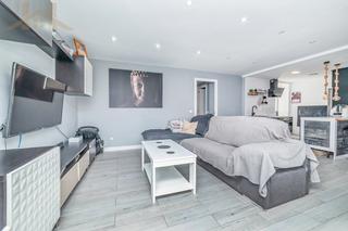 Edifici  Calle oviedo. Fantastica 4ºplanta reformada en venta!