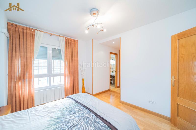 Foto 6610a287-cc8d-4846-b023-fae2fad0e02b. Reihenhaus mit heizung parking in La Fortuna Leganés