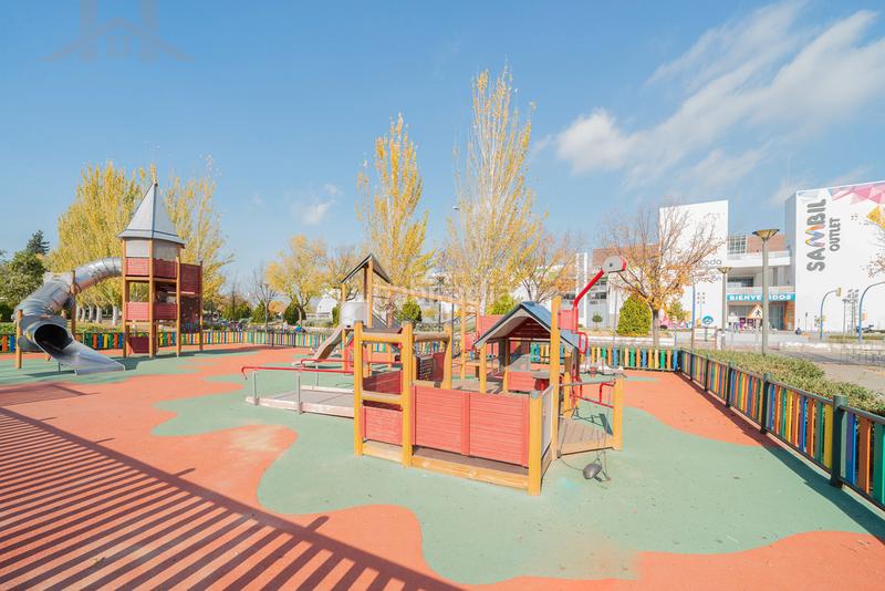 Foto 8e7b534b-c6fe-4340-9e68-7ec8a9fa59a2. Geschäftsraum in La Fortuna Leganés