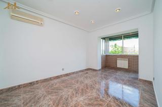 Piso en Santos. Impresionante piso en leganes