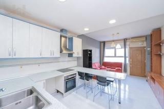 Pis  Calle coronel de palma. Piso en venta en calle coronel de palma