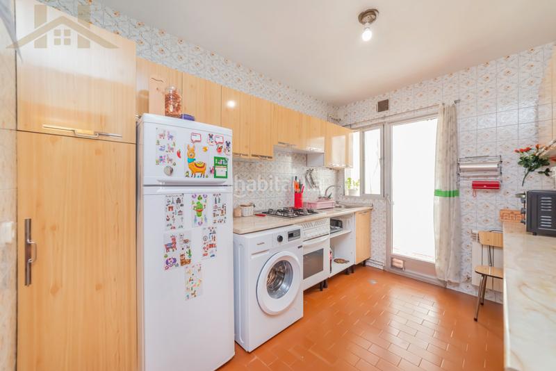 Foto d87fdeb0-0c46-458c-8d4b-853982c7b04b. Piso  en venta en calle de san amado en La Fortuna Leganés
