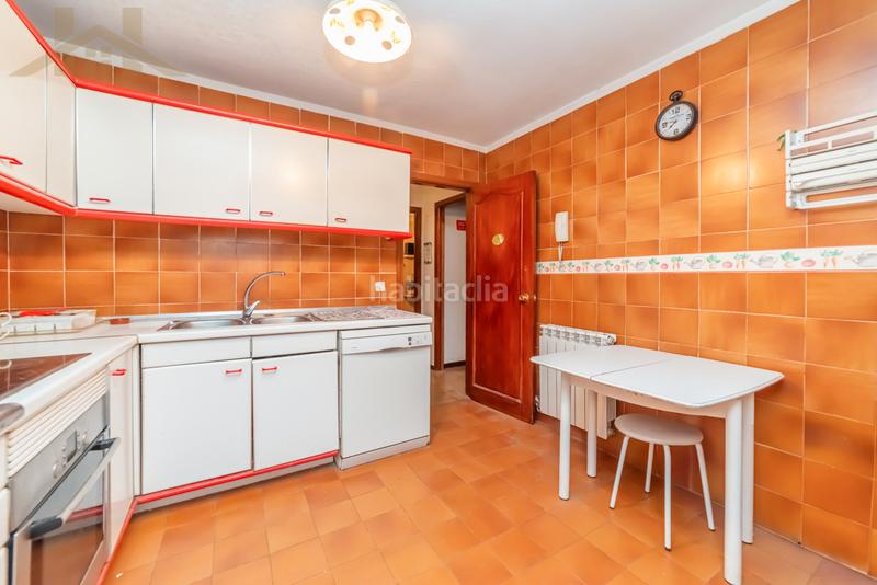 Foto d4191470-7659-4fc2-8d23-3d3c691a56d3. Piso  en venta en avenida de covibar en Covibar-Pablo Iglesias Rivas - Vaciamadrid