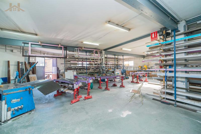 Foto 3837d93f-04d0-4ad3-b663-b591148ce17c. Locale commerciale in Valdepelayo-Montepinos-Arroyo Culebro Leganés