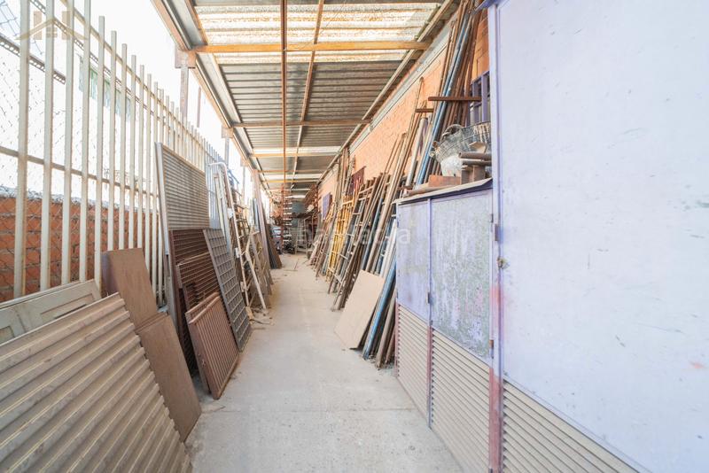 Foto 43ba04b3-17d0-4112-b165-e481dbf5ef37. Locale commerciale in Valdepelayo-Montepinos-Arroyo Culebro Leganés