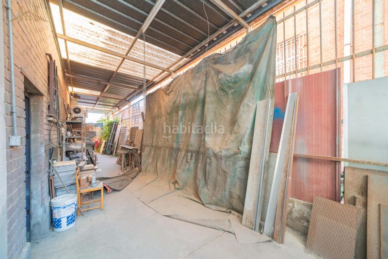 Foto c0d9cf60-0048-476f-b7cb-1eeb173c6b9d. Locale commerciale in Valdepelayo-Montepinos-Arroyo Culebro Leganés