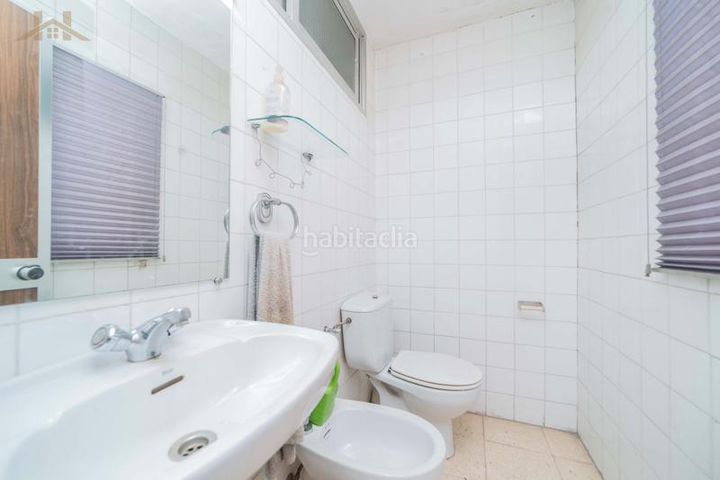 Foto c12cdcfc-b232-4c3f-80a7-d54c1308cc31. Locale commerciale in Valdepelayo-Montepinos-Arroyo Culebro Leganés