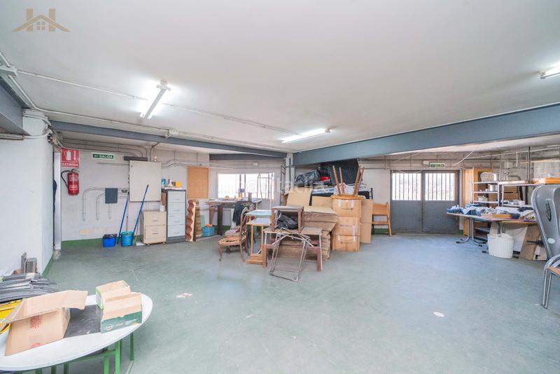 Foto e0e0e275-3bfc-49cc-aa1f-66aa11c7fcd7. Locale commerciale in Valdepelayo-Montepinos-Arroyo Culebro Leganés