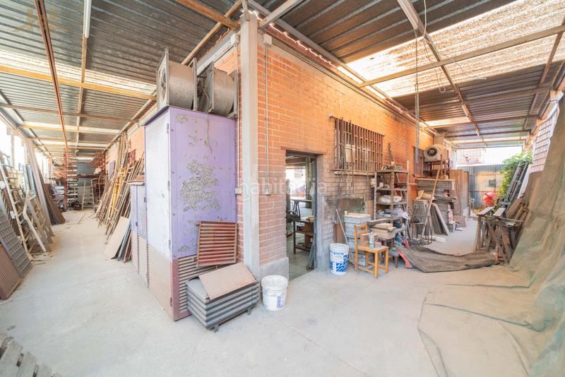 Foto eb14242e-f4ee-4848-bec8-ac66af05dbc8. Locale commerciale in Valdepelayo-Montepinos-Arroyo Culebro Leganés