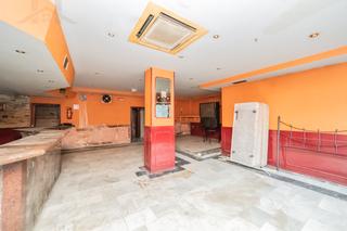 Local Comercial en Avenida Doctor Mendiguchía Carriche