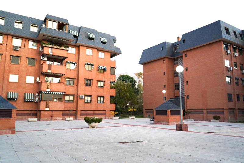 Foto 4e9607b0-036c-4d6a-8f4b-2cbab960933c. Pis amb calefacció piscina a Valdepelayo-Montepinos-Arroyo Culebro Leganés