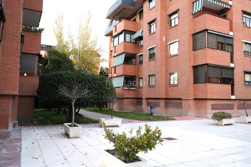 Foto f41c5bda-bbd2-4a4e-9e07-1df7656ad397. Pis amb calefacció piscina a Valdepelayo-Montepinos-Arroyo Culebro Leganés