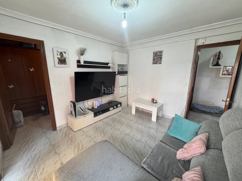 Foto 208a4f73-9f83-4c1b-af78-8f935434a9d4. Piso  en venta en calle de san amado en La Fortuna Leganés