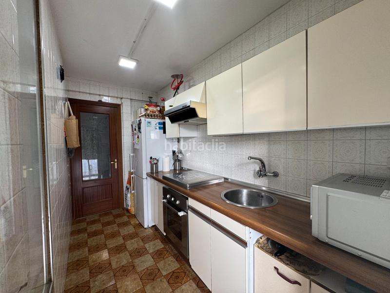 Foto c50c545b-1905-4e5f-80f1-e6fea65e55d1. Piso  en venta en calle de san amado en La Fortuna Leganés