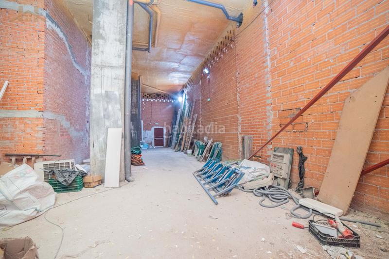 Foto 861c9cf6-ccc6-4a95-ba89-3ddde209e267. Locale commerciale in Valdepelayo-Montepinos-Arroyo Culebro Leganés