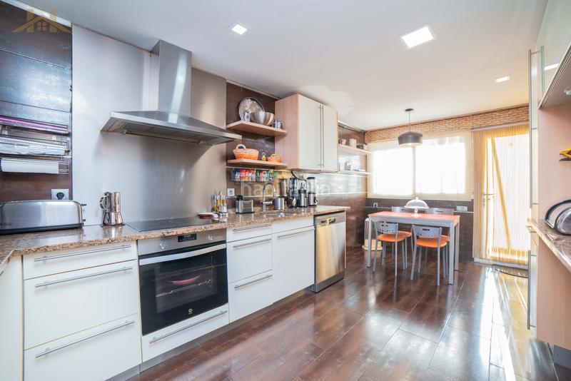 Foto 4e3636ae-592d-4977-b837-5a809264c9ef. Chalet mit heizung parking in Casco Histórico Rivas - Vaciamadrid