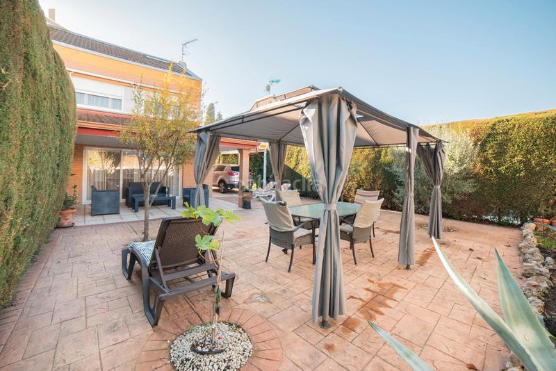 Foto 61d6cc6d-3279-4f96-a50b-00eae36379fc. Chalet mit heizung parking in Casco Histórico Rivas - Vaciamadrid