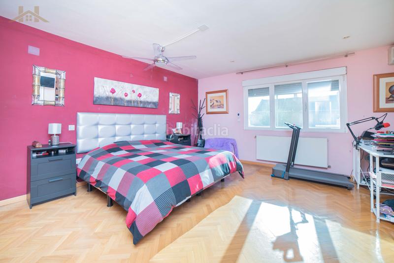 Foto 928f5d25-9608-4cfc-8f82-ee0e01c21abd. Chalet mit heizung parking in Casco Histórico Rivas - Vaciamadrid