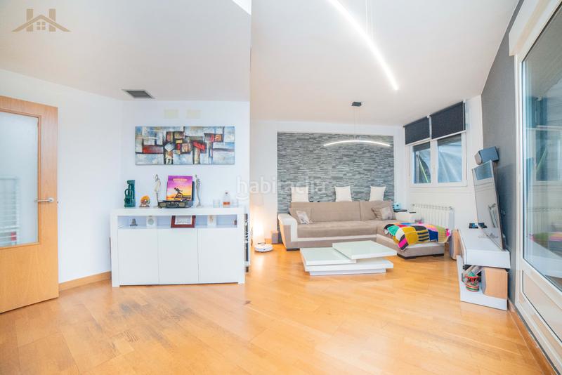 Foto 2c378d1b-c34d-41cf-a7e3-ba8cb91a1b80. Àtic amb calefacció aparcament a Urbanizaciones Rivas - Vaciamadrid