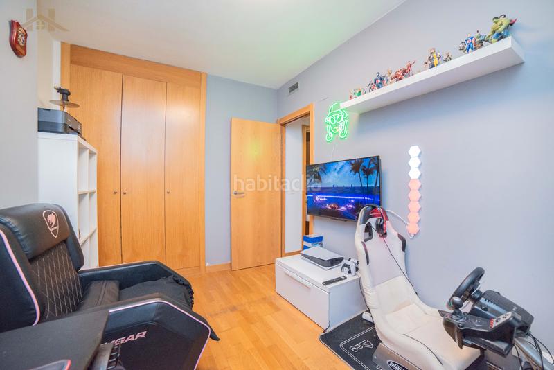 Foto 5cb7aa01-435c-424e-9f11-be00fe0062d8. Àtic amb calefacció aparcament a Urbanizaciones Rivas - Vaciamadrid