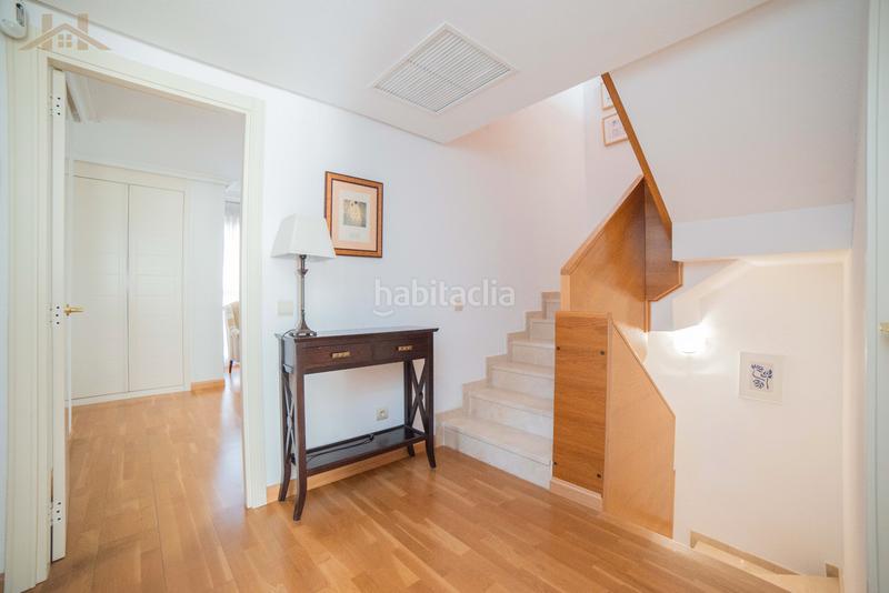 Foto 1fe33cd1-faad-46d5-a0b1-41064c20280b. Chalet con riscaldamento piscina in Urbanizaciones Rivas - Vaciamadrid