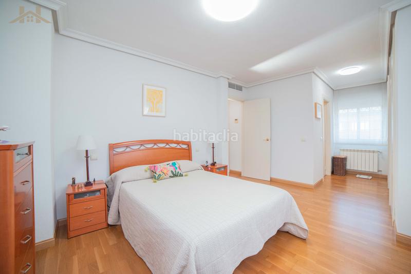 Foto 58015500-32c4-4ab9-9e04-5b9d9617f869. Chalet con riscaldamento piscina in Urbanizaciones Rivas - Vaciamadrid