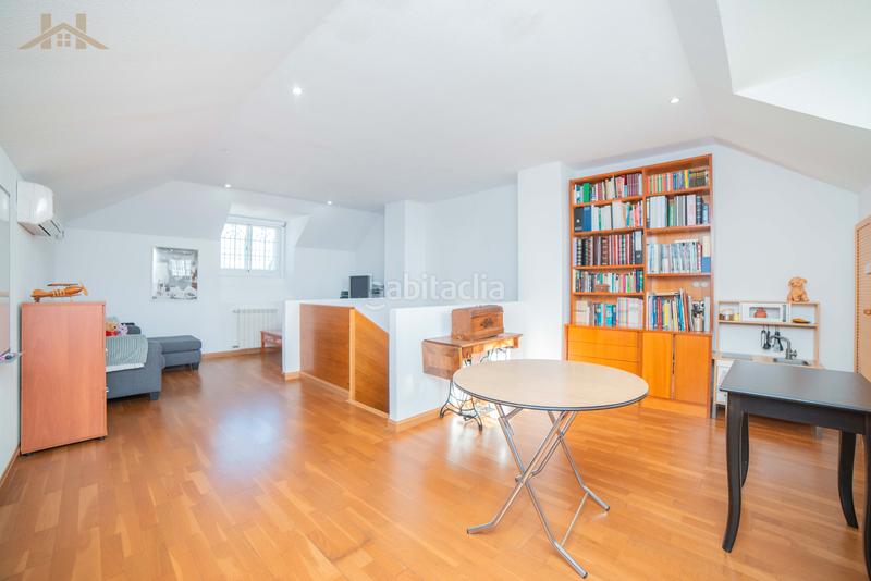 Foto 594bf87d-e742-4bb3-90b5-a4e8d58f0812. Chalet con riscaldamento piscina in Urbanizaciones Rivas - Vaciamadrid