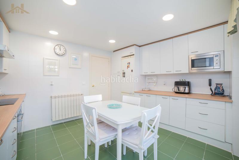 Foto a0af03d8-8ec5-4c45-950a-fc71dad30e1f. Chalet con riscaldamento piscina in Urbanizaciones Rivas - Vaciamadrid